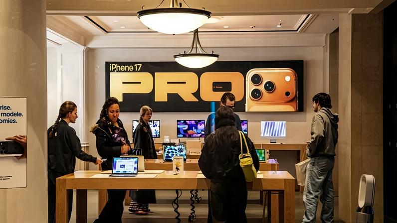 Loja da Apple: do iPhone 11 ao mais atual, todos terão a nova atualização de sistema (Leandro Fonseca/Exame)