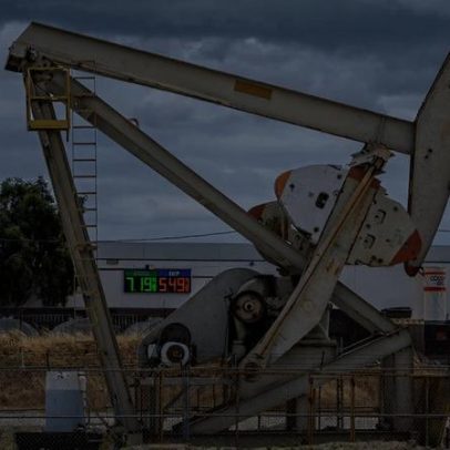 Ibovespa cai com petróleo; dólar sobe a R$ 5,07 antes da Super Quarta
