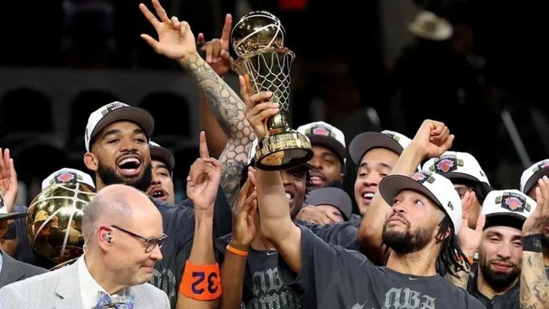 Dono do Knicks indica que equipe não pagará multas na NBA