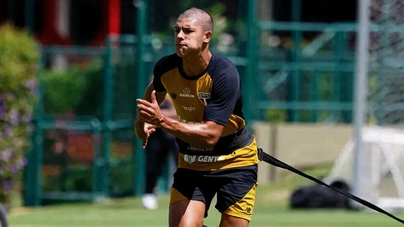 Nícolas está em Cotia (Foto: Divulgação/ São Paulo FC)