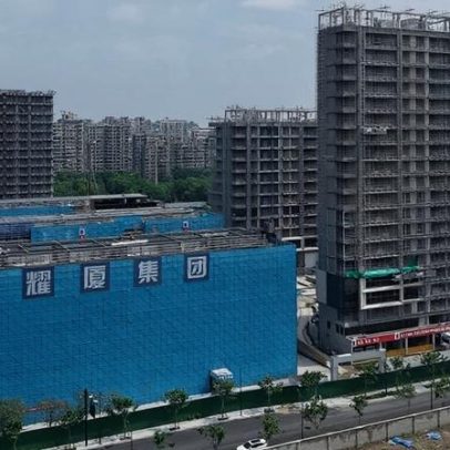 China registra nova queda nos preços de imóveis em meio à crise imobiliária