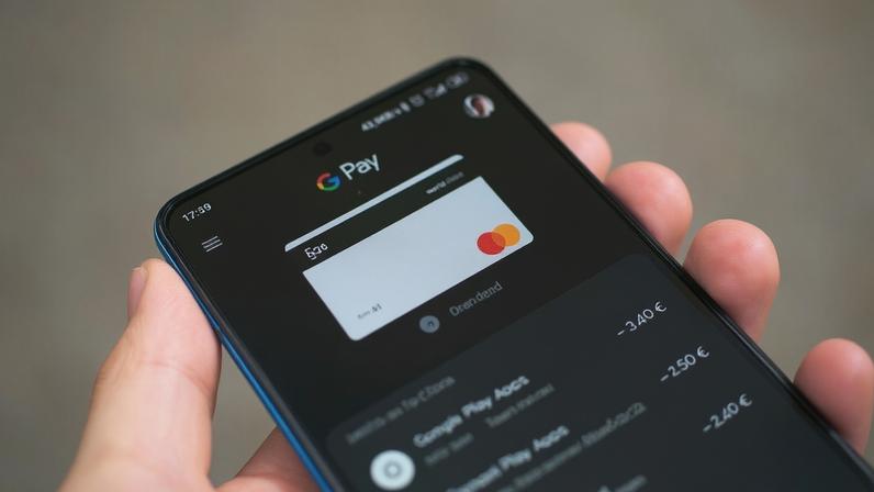 Nova funcionalidade permite visualizar saldo e limite antes de concluir pagamentos com Pix por aproximação em carteiras digitais