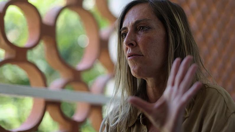 Polilaminina gera debate sobre potencial e exagero em revisão