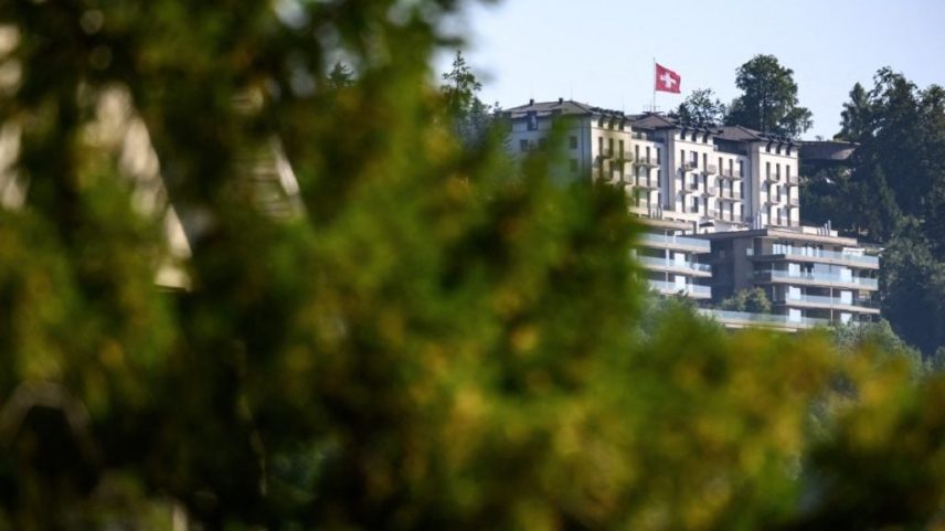 Israel e Hezbollah fecham cessar-fogo no Líbano; acordo EUA-Irã fica em suspenso