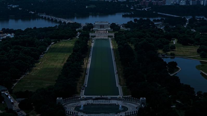 Estado de la piscina reflectante del Lincoln Memorial en Washington.