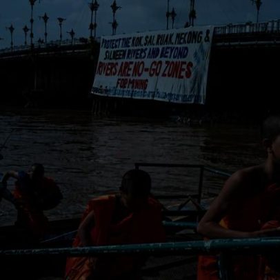 Residentes do norte da Tailândia marcham por ação contra rios poluídos