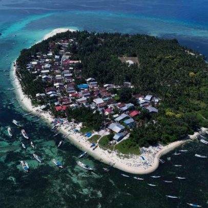 Comunidades indígenas no leste da Indonésia revivem sistemas de proteção marinha