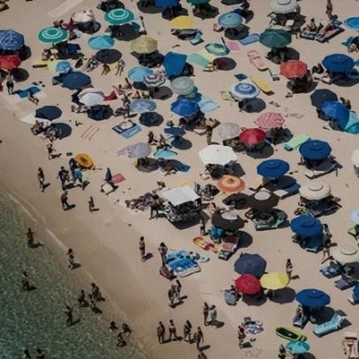 Praia italiana proíbe guarda-sóis para pessoas entre 10 e 65 anos