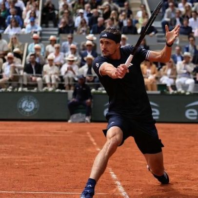 Zverev vence Mensik e avança para nova chance de título de Grand Slam