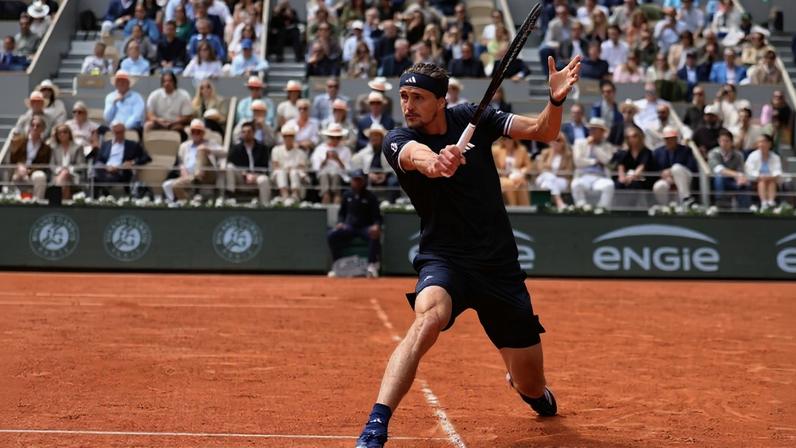 Zverev vence Mensik e avança para nova chance de título de Grand Slam