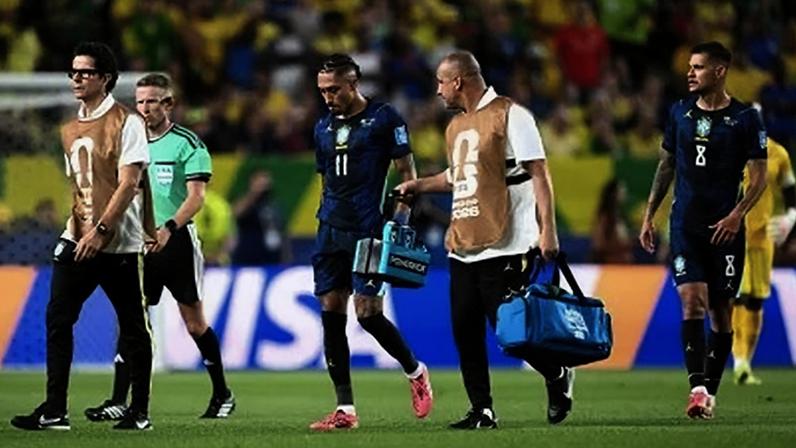 Enquete aponta substituto de Raphinha no time titular do Brasil