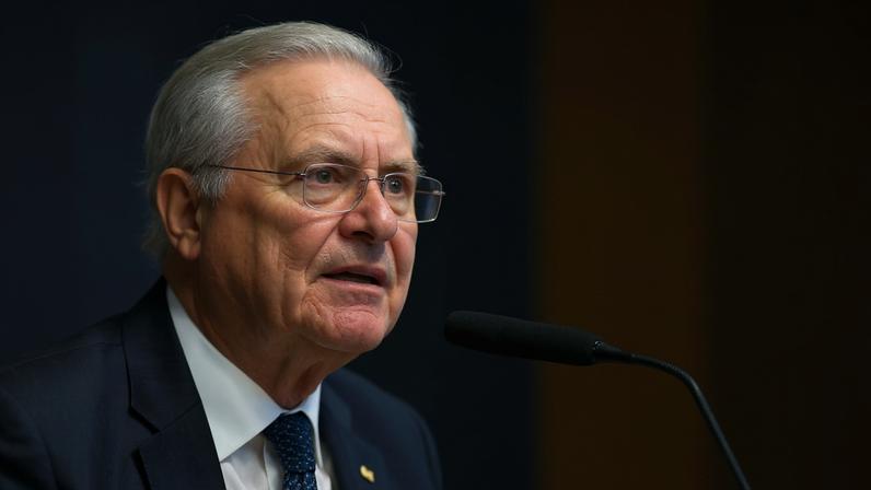 Renan Calheiros entra com ação no STF após senadora chamá-lo de corrupto