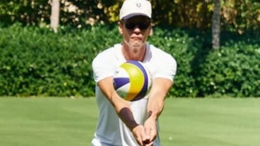 Tom Brady se arrisca no vôlei e brasileiros reagem