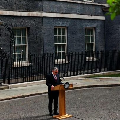 Starmer renuncia enquanto Burnham mira o cargo principal