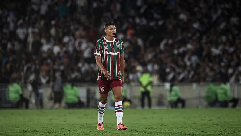 Fluminense mira reforços precisos na pausa da Copa para suprir carências