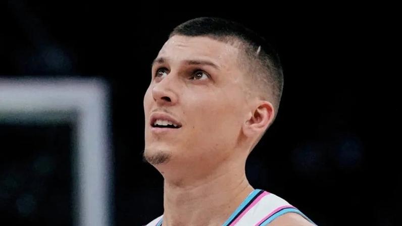 Pistons miram trocas de jogadores na offseason da NBA