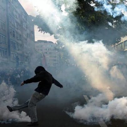 Indignação com injustiças globais leva a protesto contra o G7 em Genebra