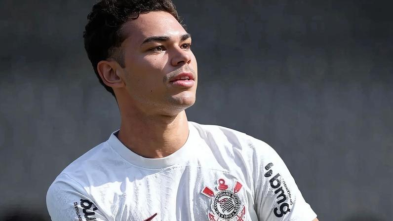 Miguel Moscardo é destaque na base do Corinthians (Foto: Reprodução/Instagram/@moscardomiguel_)