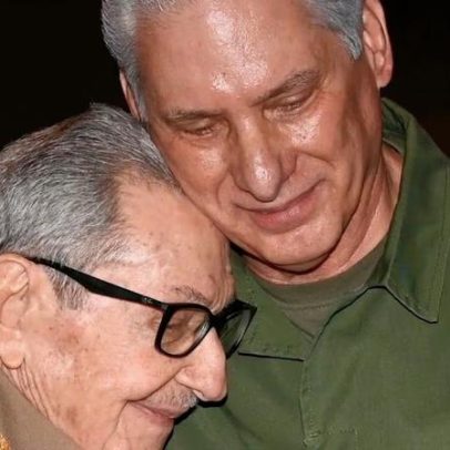 Raúl Castro reaparece em público após acusação dos EUA