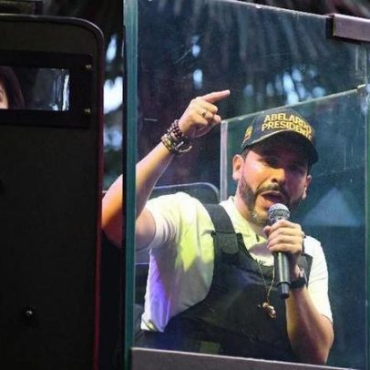 Candidato da extrema direita da Colômbia articula com Flávio Bolsonaro