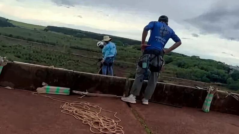 Limeira fecha acesso à ponte quatro dias após morte de jovem