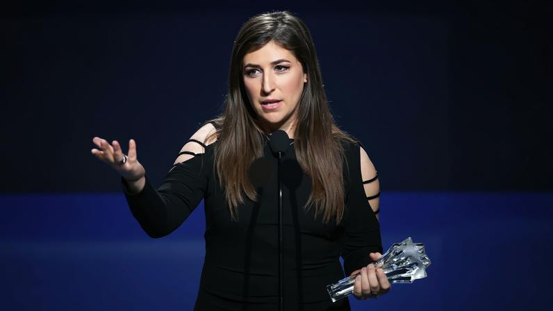 Mayim Bialik accepts the Best Supporting Actress in a Comedy Series award.