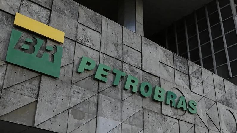Petrobras aprova US$ 1,2 bi em planta de bioQAV e diesel renovável em Cubatão
