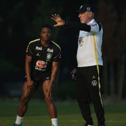 Ancelotti admite mudanças na equipe e comenta sobre Endrick