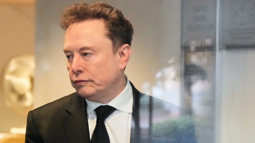 Elon Musk durante julgamento contra a OpenAI. — Foto: Godofredo A. Vásquez/AP Photo