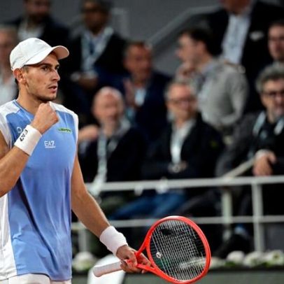 Arnaldi amplia vantagem; Berrettini abandona nas quartas