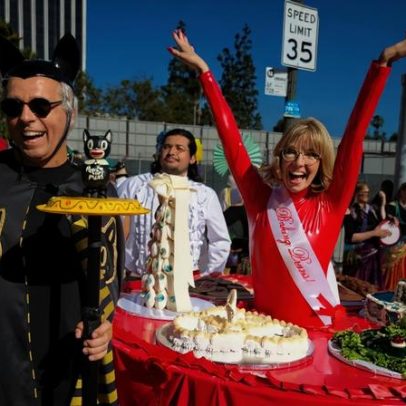 Parada inaugural do LACMA celebra novo prédio e a comunidade criativa de LA