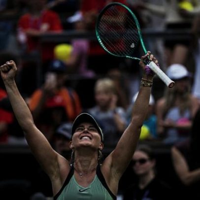 Badosa chora após vitória sobre Gauff, diz amar o tênis