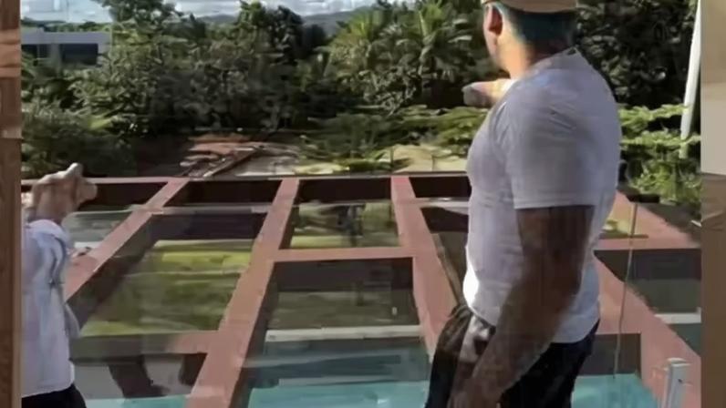 Zé Felipe ainda não mudou para nova mansão