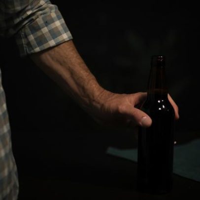 Bíblia e álcool: o que realmente ensina sobre beber