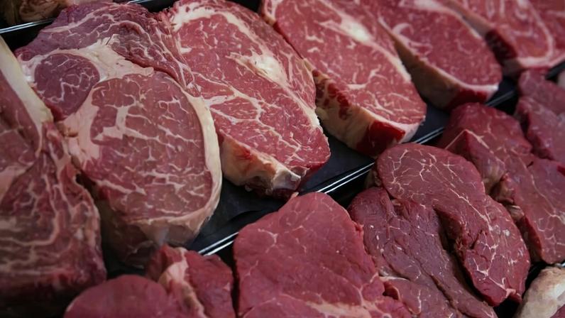 União Europeia oficializa veto à compra de carne brasileira