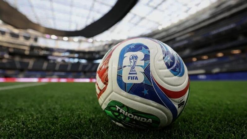A Copa deixa de ter 32 seleções e passa a reunir 48 equipes, com uma fase extra de mata-mata antes das oitavas de final