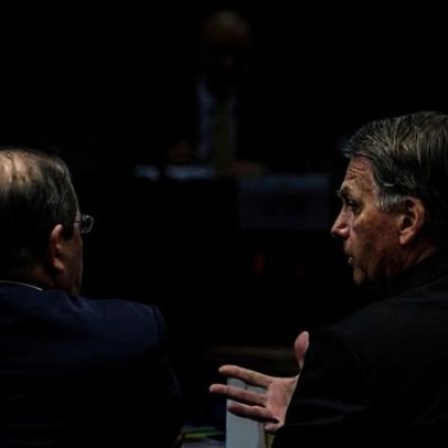 Moraes decide hoje se mantém prisão domiciliar de Bolsonaro