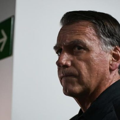 Bolsonaro apresenta piora considerável nas crises de soluço, diz relatório