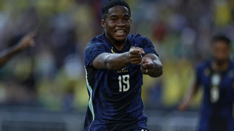 Comemoração de Endrick, atacante do Brasil, no gol marcado contra o Egito, em Cleveland