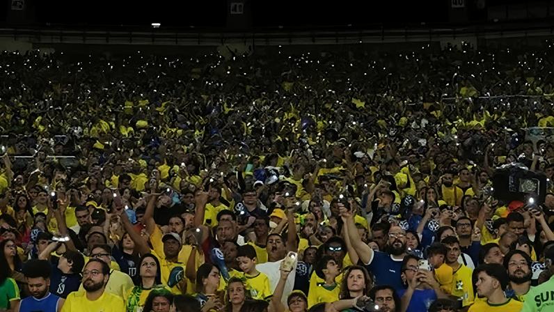 Público no Brasil supera Flamengo e registra recorde no Maracanã em 2026