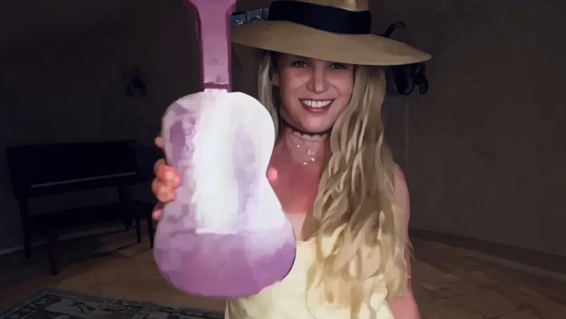 Britney Spears diz que quer ter mais um bebê