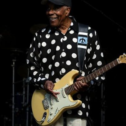 Buddy Guy celebra 90 anos com Clapton e Mayer