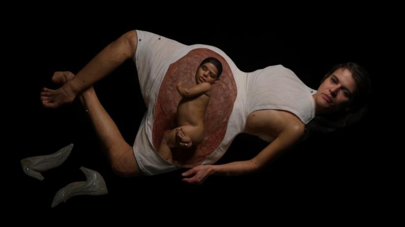 Frida Orupabo creates collages from historical images. Her Baby in Belly (2020) references the prejudice that pregnant Black women often experience