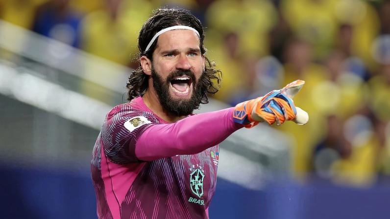 Alisson revela prato simples de frango como preferido, longe de luxo