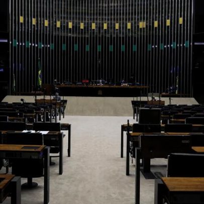 Copa do Mundo e São João podem reduzir votações no Congresso