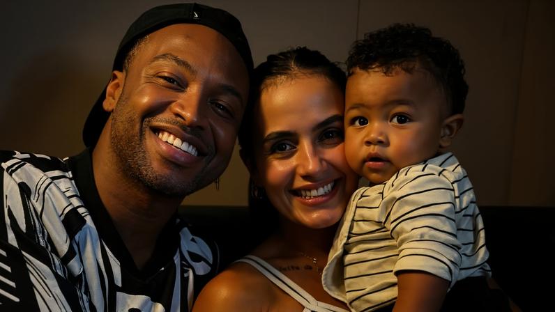 Carol Peixinho e Thiaguinho com o filho — Foto: Reprodução/Instagram