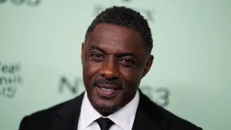 Idris Elba na primere de 'Casa de Dinamite' — Foto: Getty Images