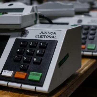 The Economist vê queda de confiança em urnas brasileiras e critica TSE