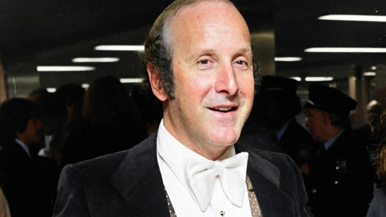 Clive Davis da Arista: Fora da confusão