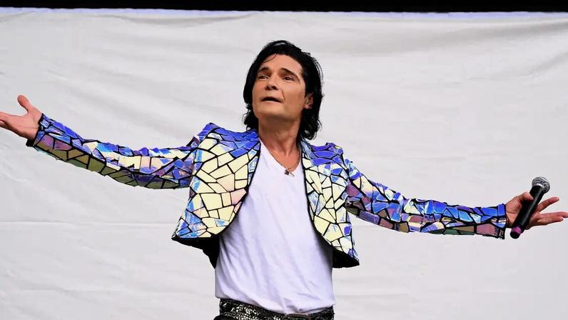 Corey Feldman recebe diagnóstico após emergência a bordo de voo